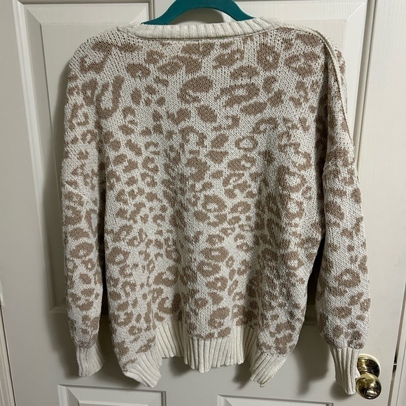 DIP Pullover Mix Print Women's Sweater Crew Neck Medium - Picture 3 of 5